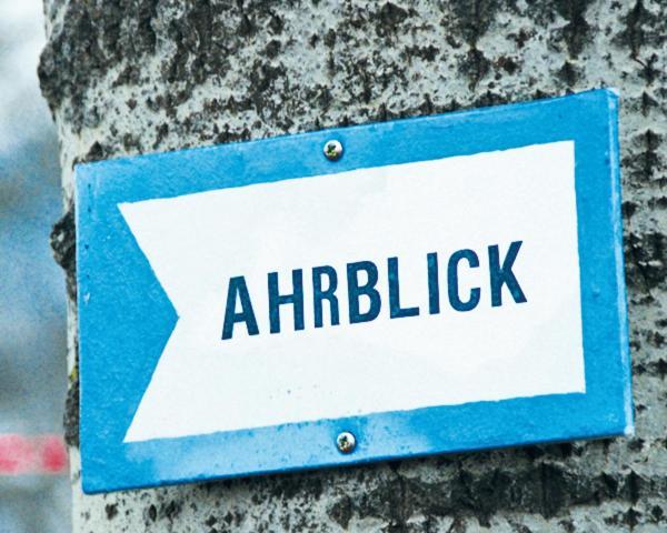 Pension Zum Ahrblick Sinzig Exterior photo