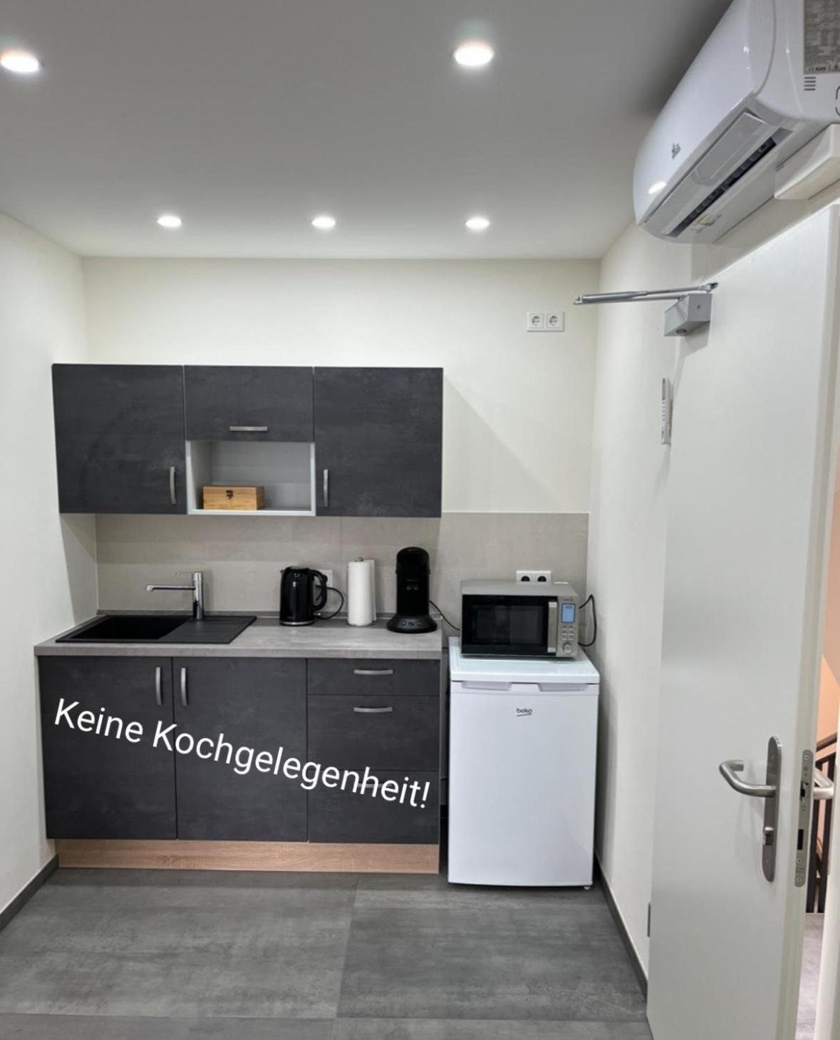 Pension Zum Ahrblick Sinzig Exterior photo